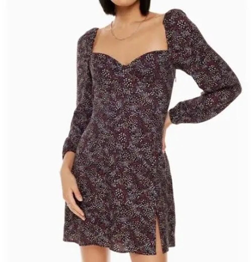 Wilfred Novella Dress
Retail price $158
12
Black/Wine Red